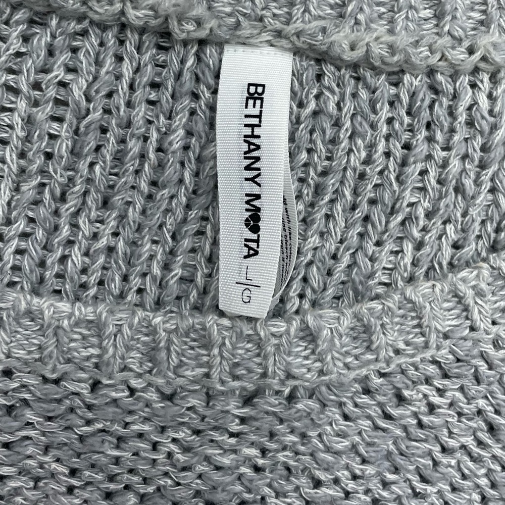Bethany Mota x Aeropostale Gray Cable Knit Cropped Long Sleeve Sweater - Picture 3 of 3